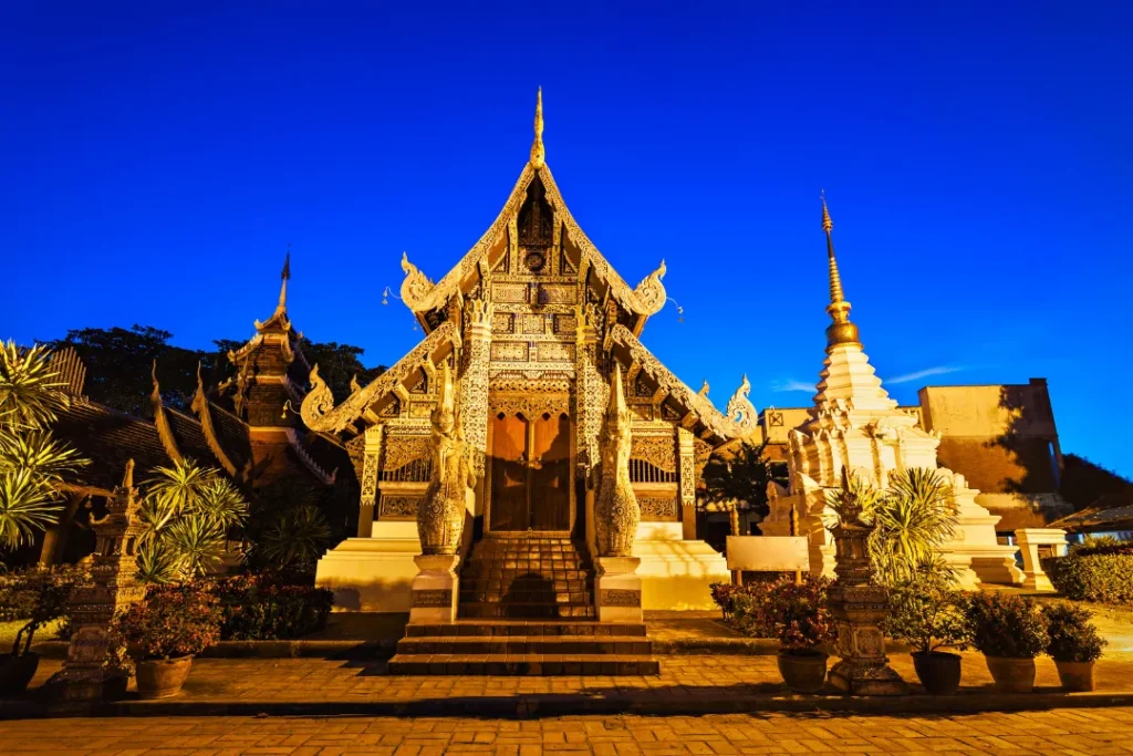 Top 10 Must-Visit Temples for Your Captivating Chiang Mai Trip 2 Wat Chedi Luang