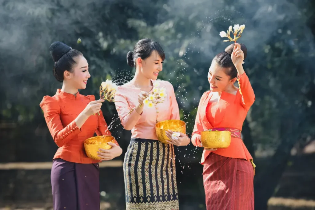 Top 10 Must-Visit Temples for Your Captivating Chiang Mai Trip 15 Songkran