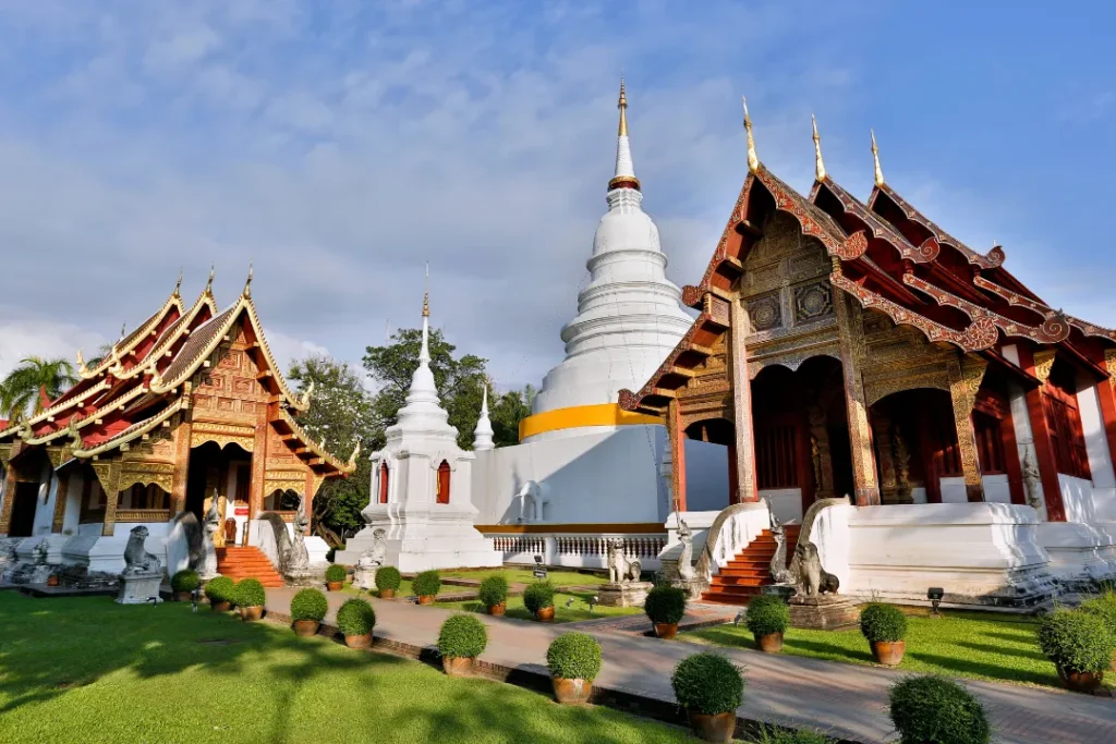 Top 10 Must-Visit Temples for Your Captivating Chiang Mai Trip 3 Wat Phra Singh